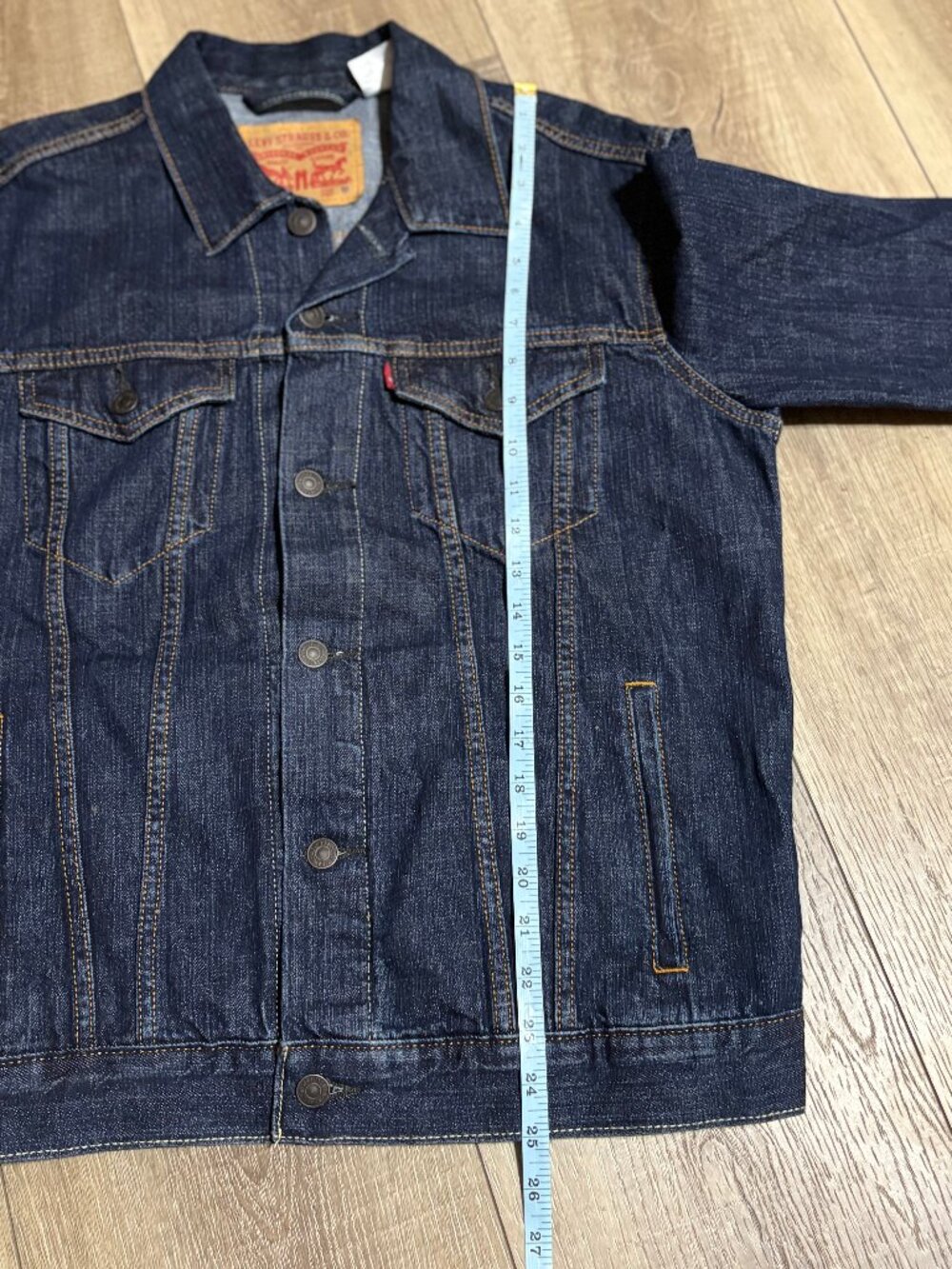 LEVI'S Trucker Jacket Men's Medium Dark Wash - Picture 8 of 12